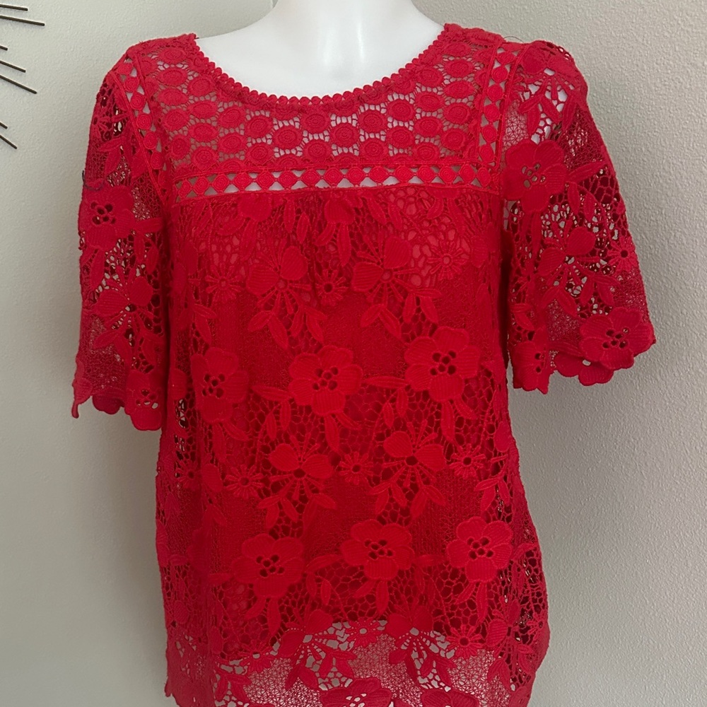 Chic Scarlet Lace Blouse for Women
